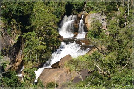 Cachoeira dos Henriques - Paraisópolis MG - Serra da Mantiqueira - Foto: Roberto Torrubia 