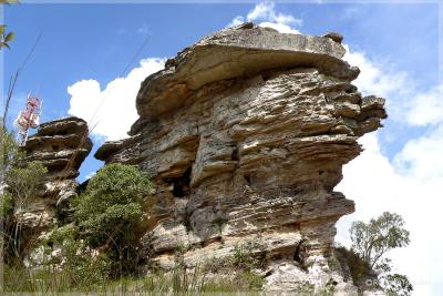 Pedra da Bruxa - São Tomé das Letgras MG - Foto: Roberto Torrubia Pedra da Bruxa - São Tomé das Letgras MG - Foto: Roberto Torrubia